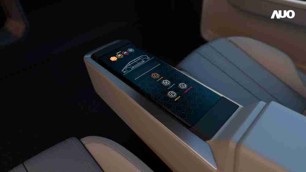 EBpay以人性化设计打造多变形态中控显示(Morphing Center Control)，，，，不使用时仅平面显示信息，，，进行操作时，，，显示器则会动态隆起，，，转变成3D实体按钮，，并有触觉回馈，，，展示人机互动新体验